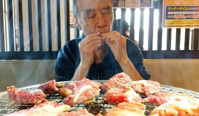 20230427まんぷく炭火焼肉喰らうど (7).JPG